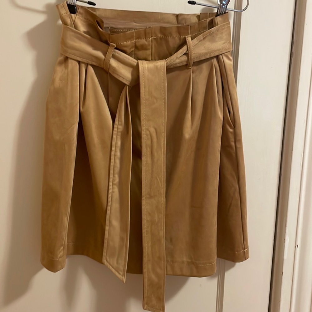 NWT faux suede skirt